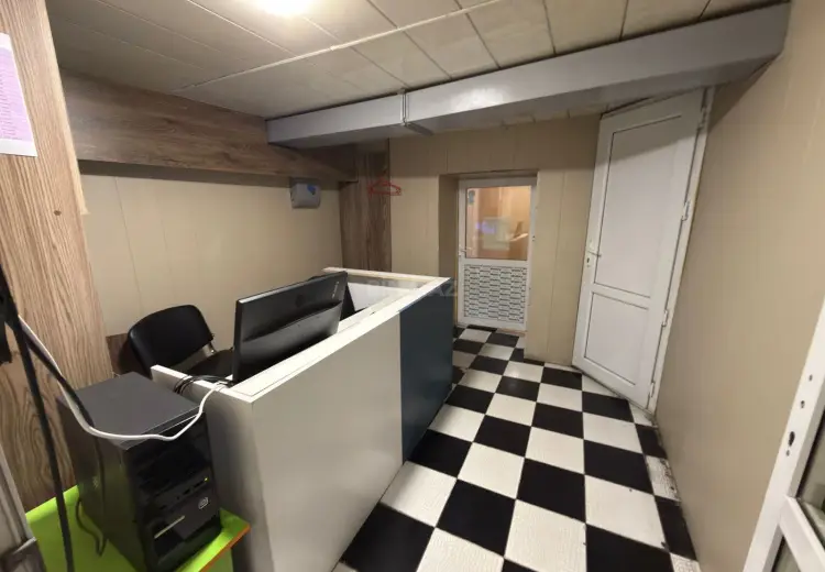 200 m² Obyekt / Ofis Satılır, Yasamal, Bakı