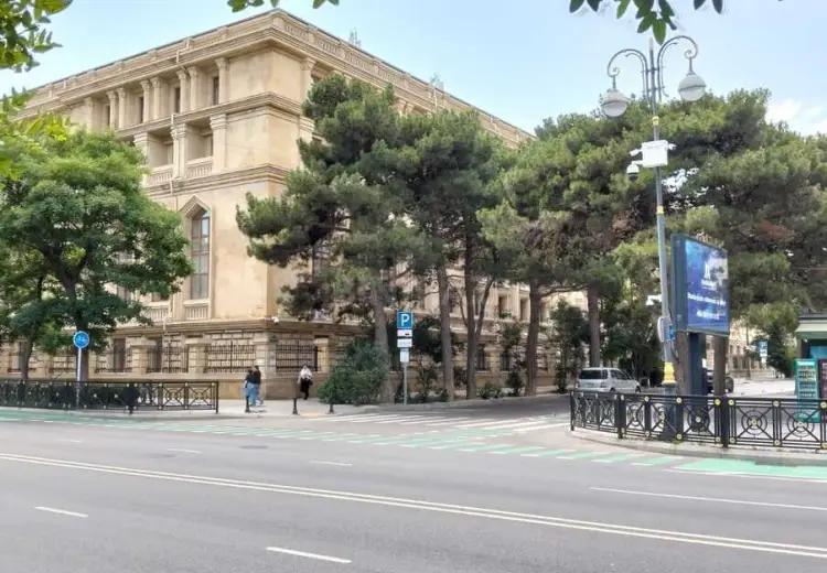 100 m² Obyekt / Ofis Satılır, Yasamal qəs., Yasamal, Bakı