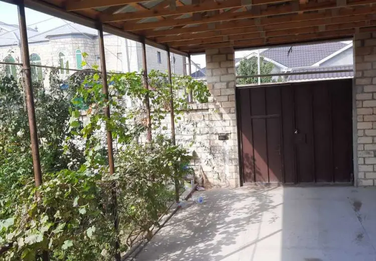 6 otaqlı mənzil Satılır, Gəncə