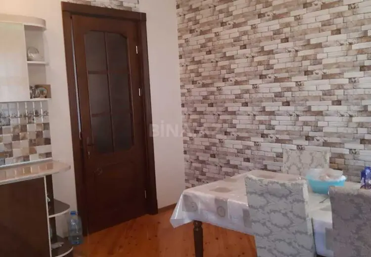 6 otaqlı mənzil Satılır, Gəncə