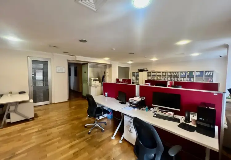 700 m² Obyekt / Ofis Satılır, Nəsimi, Bakı