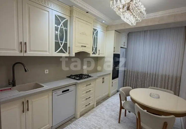3 otaqlı mənzil , Bakı