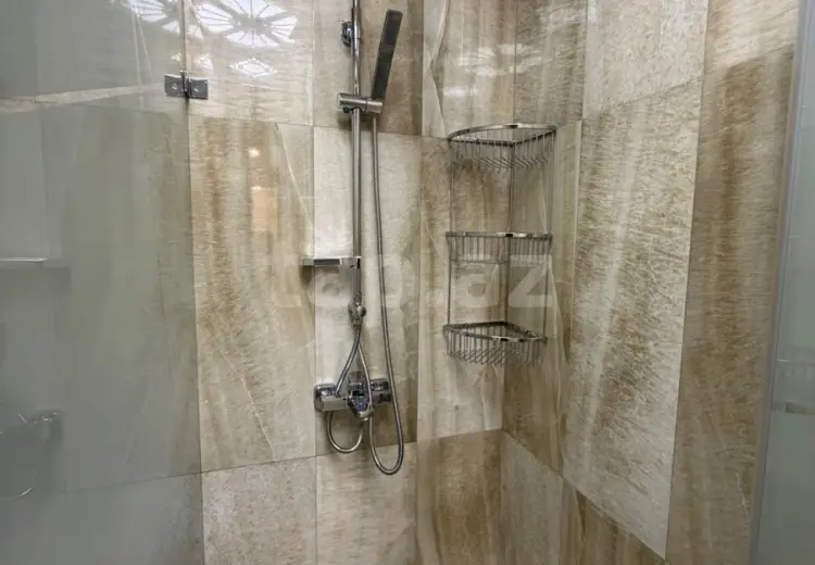 3 otaqlı mənzil , Bakı