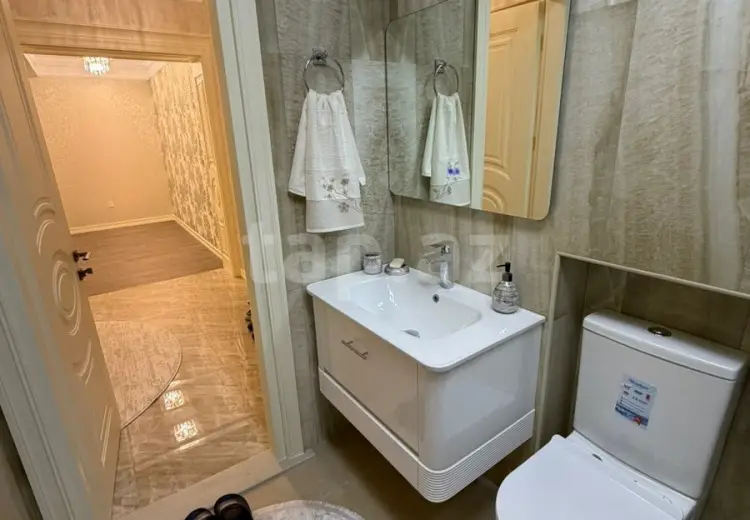 3 otaqlı mənzil , Bakı