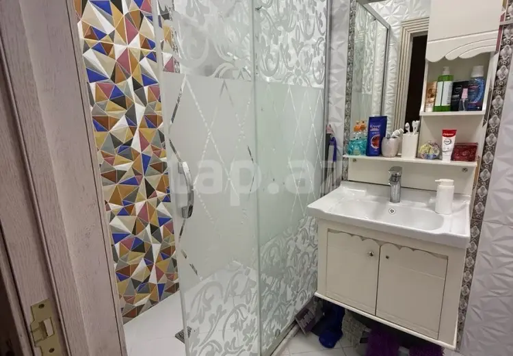 3 otaqlı mənzil , Xırdalan