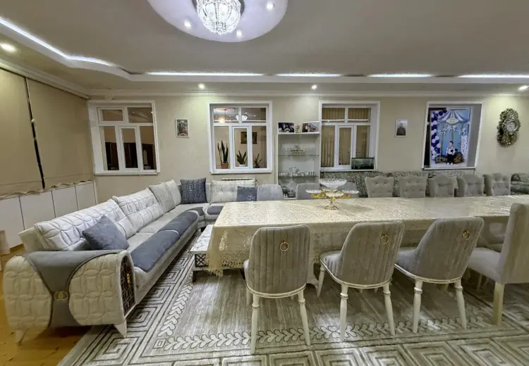 6 otaqlı mənzil Satılır, Gəncə