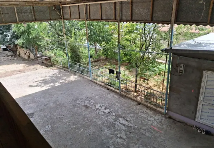 3 otaqlı mənzil , Şamaxı