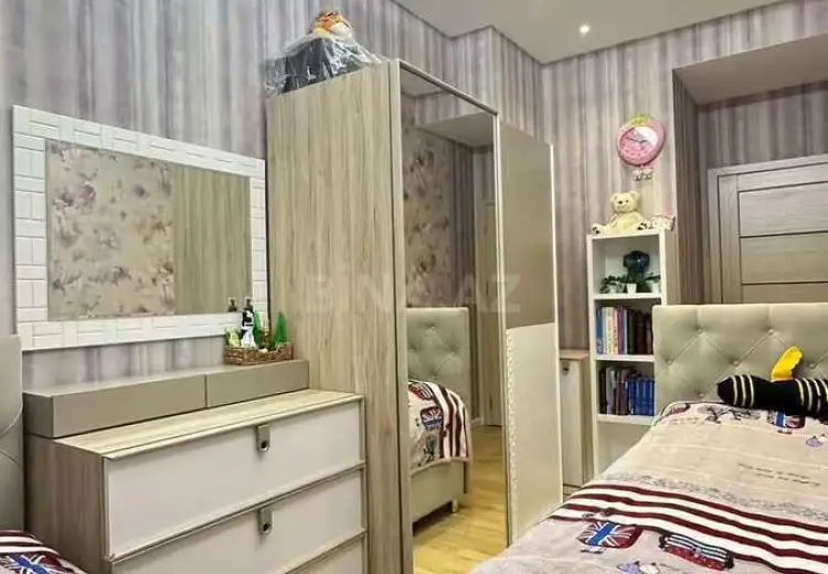 3 otaqlı mənzil Satılır, Xırdalan