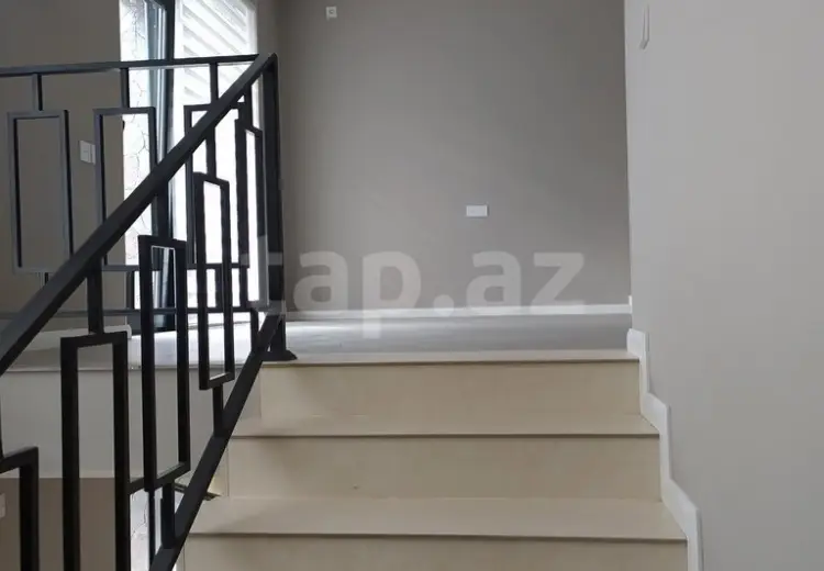 3 otaqlı mənzil , Qax