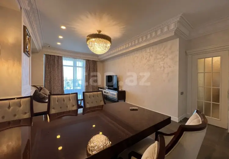 3 otaqlı mənzil , Bakı