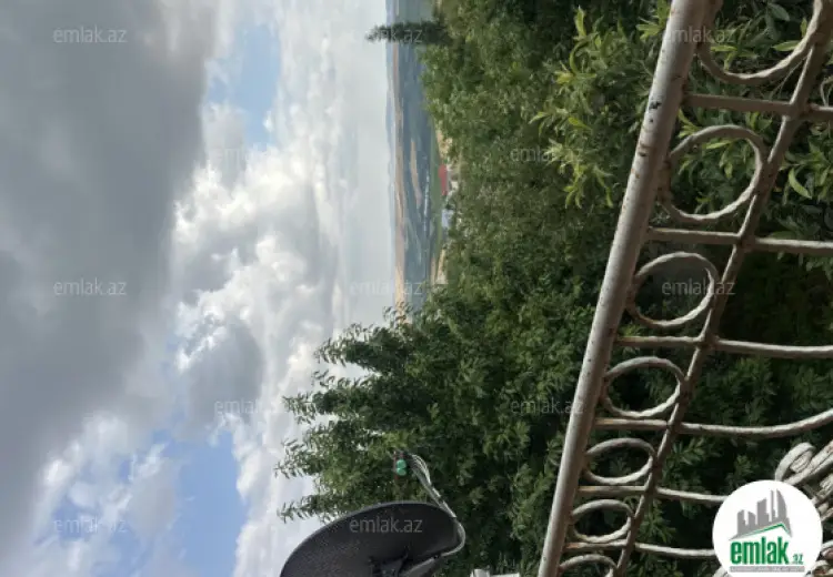 4 otaqlı mənzil Satılır, Şamaxı