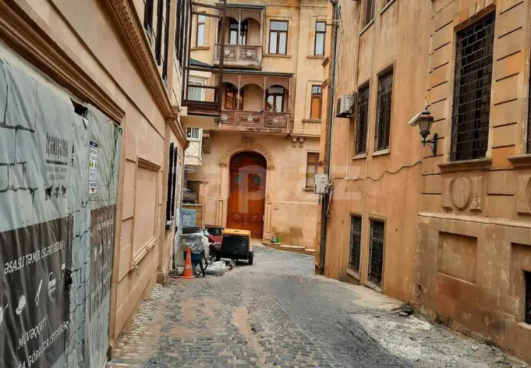 3 otaqlı mənzil , Bakı