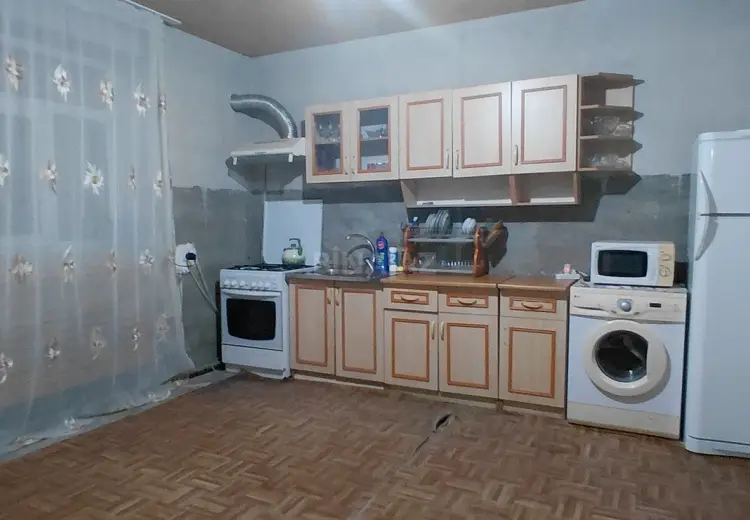 9 otaqlı mənzil Satılır, Quba