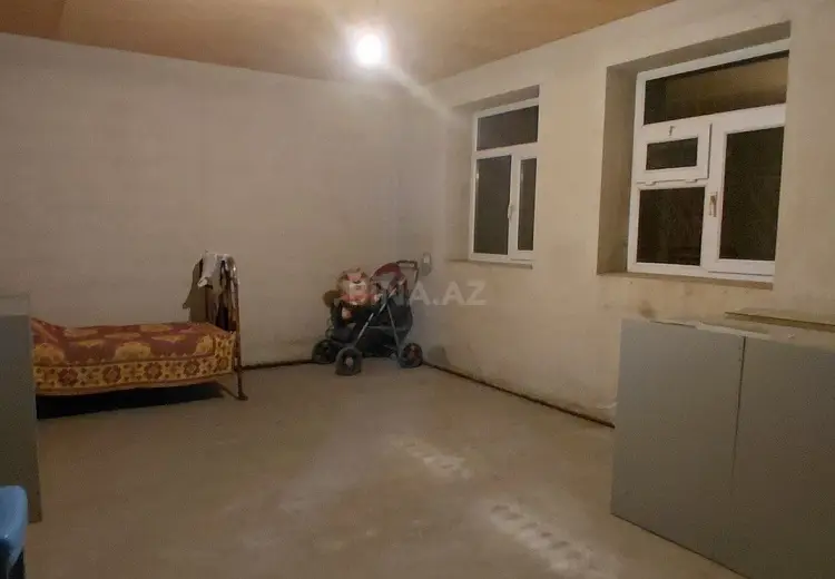 9 otaqlı mənzil Satılır, Quba