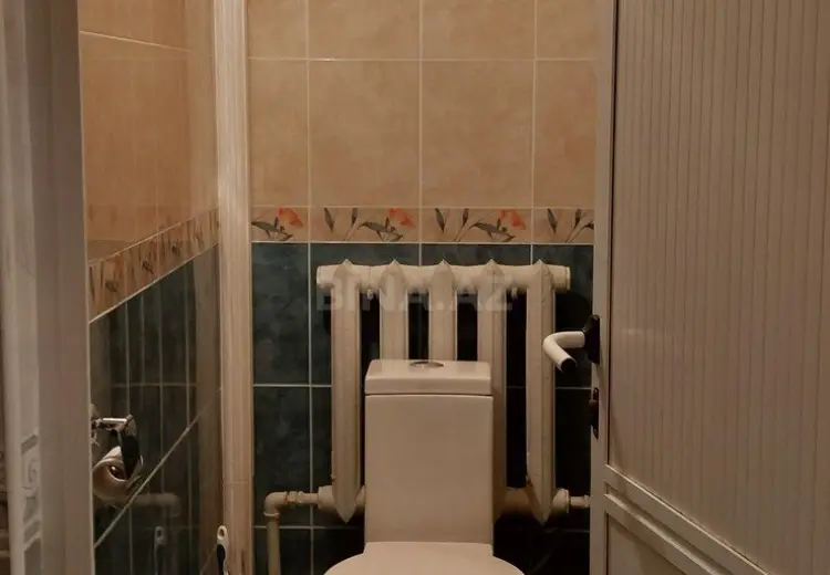 9 otaqlı mənzil Satılır, Quba