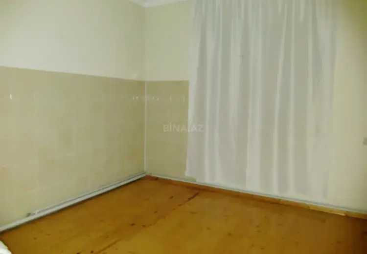 9 otaqlı mənzil Satılır, Quba