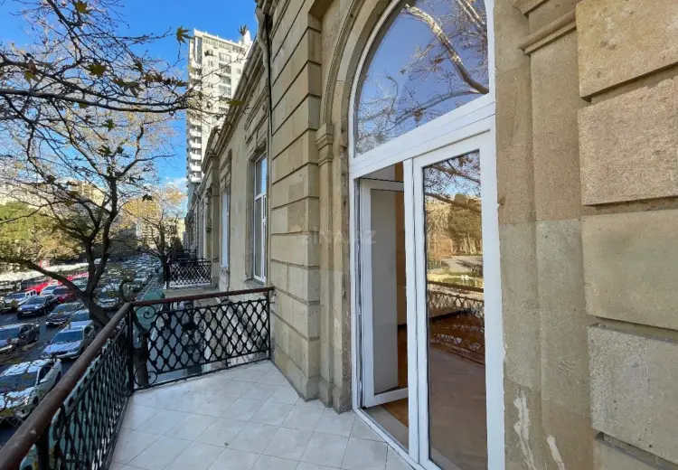 115 m² Obyekt / Ofis Kirayə (aylıq), Nəsimi, Bakı