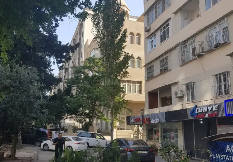 1400 m² Obyekt / Ofis Satılır, Nərimanov, Bakı