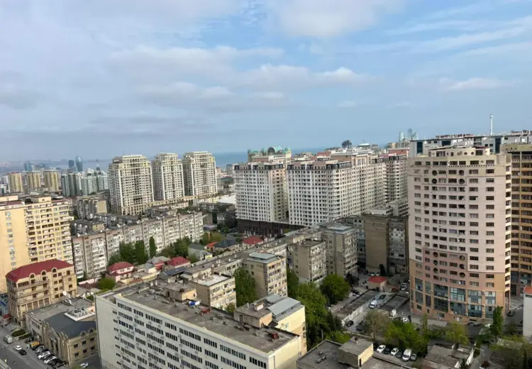 3 otaqlı mənzil , Bakı