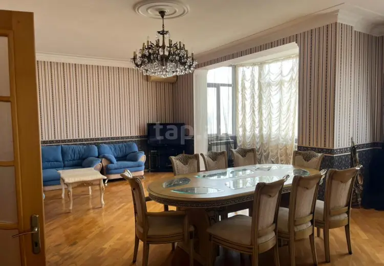 3 otaqlı mənzil , Bakı