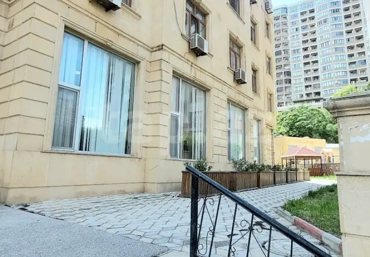 3 otaqlı mənzil , Bakı