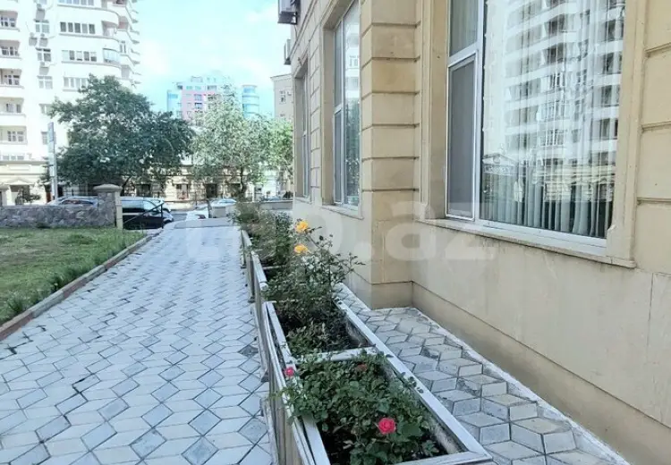 3 otaqlı mənzil , Bakı