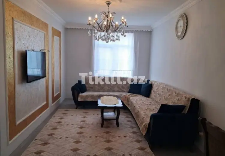 3 otaqlı mənzil Satılır,