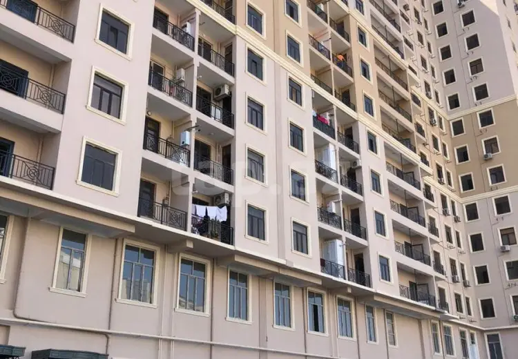 3 otaqlı mənzil , Bakı