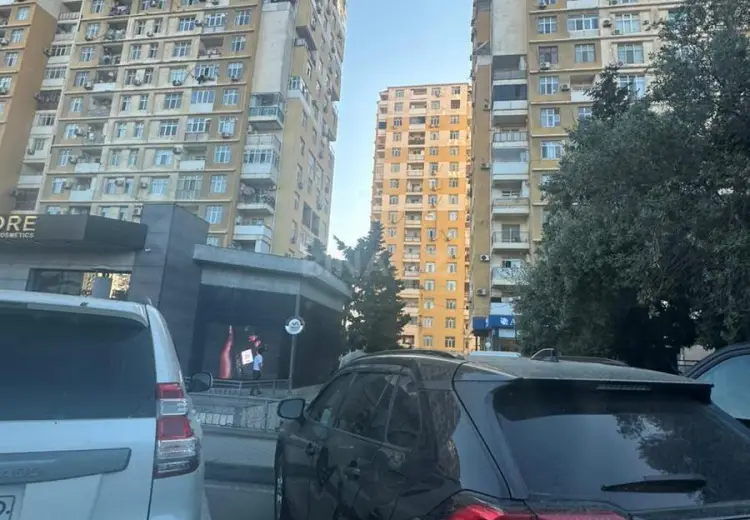 250 m² Obyekt / Ofis Kirayə (aylıq), Xətai, Bakı