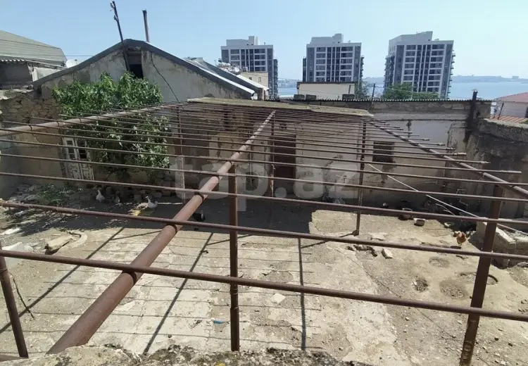 3 otaqlı mənzil , Səbail, Bakı
