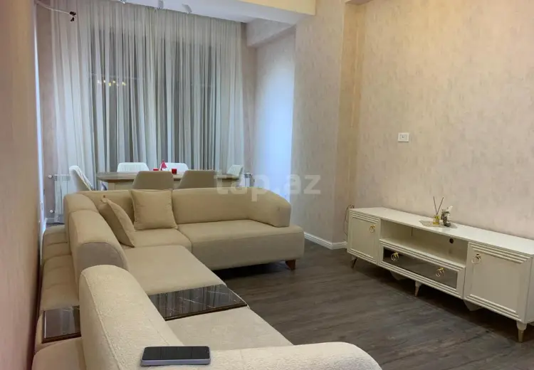 3 otaqlı mənzil , Bakı