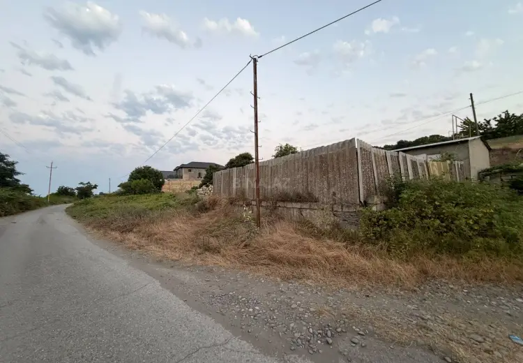 7 sot Torpaq Satılır, Nabran