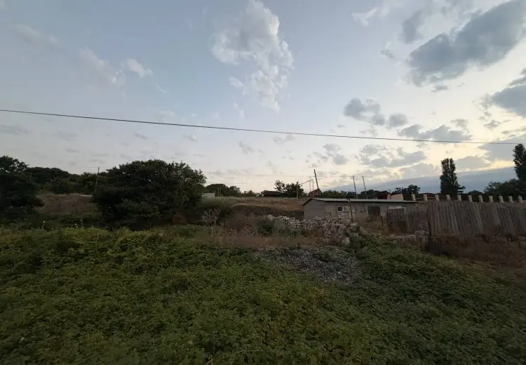 7 sot Torpaq Satılır, Nabran