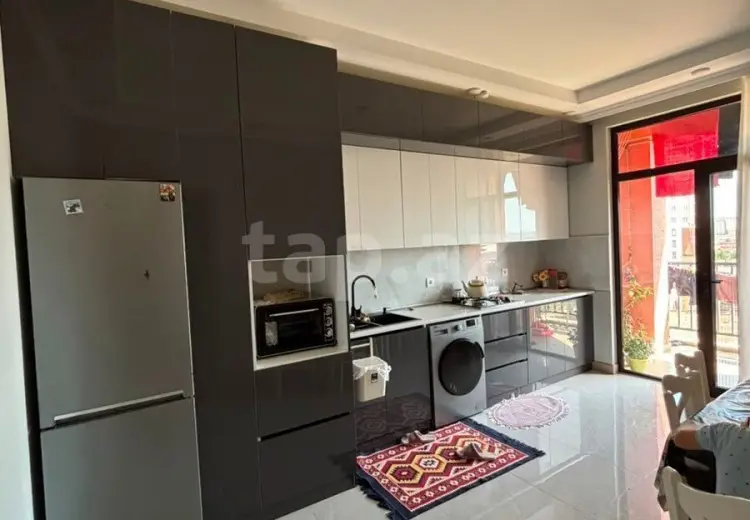 3 otaqlı mənzil , Bakı
