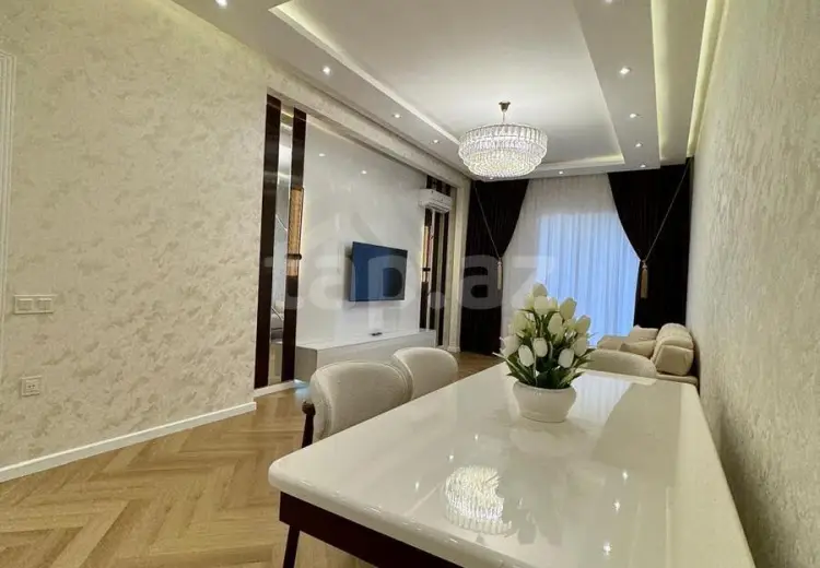 3 otaqlı mənzil , Bakı