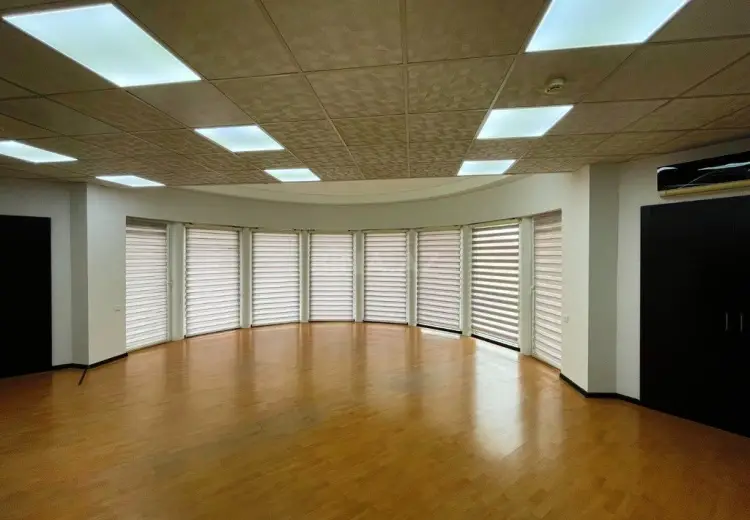 2000 m² Obyekt / Ofis Kirayə (aylıq), Səbail, Bakı