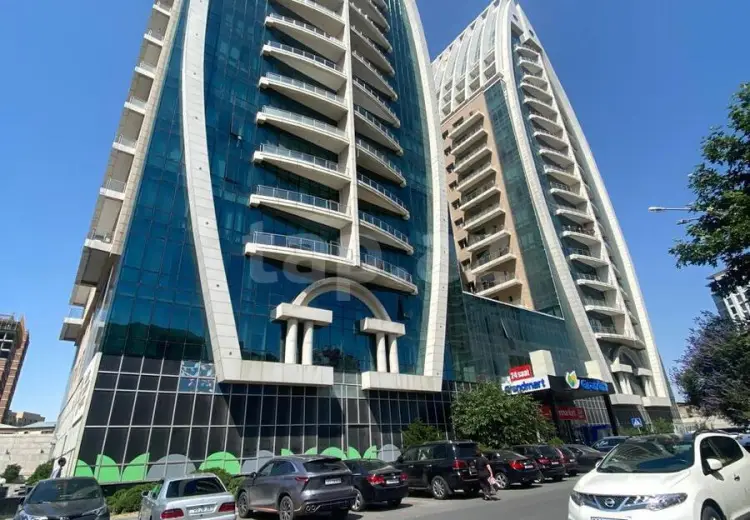 3 otaqlı mənzil , Bakı