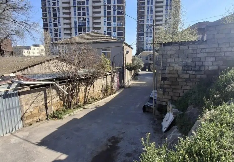 6800 m² Obyekt / Ofis Satılır, 7-ci mikrorayon, Binəqədi, Bakı