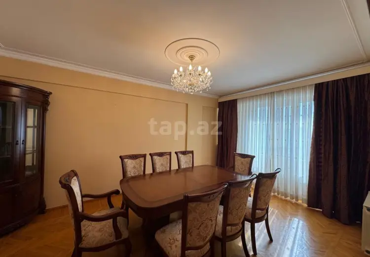 3 otaqlı mənzil , Bakı