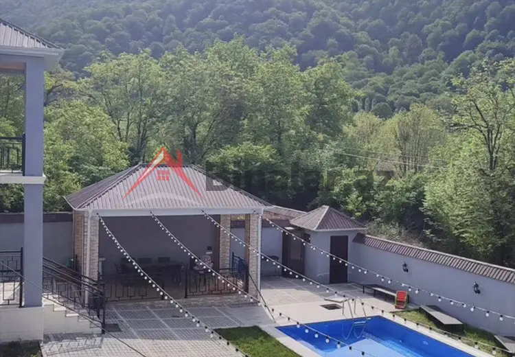 7 otaqlı mənzil Satılır, Qəbələ