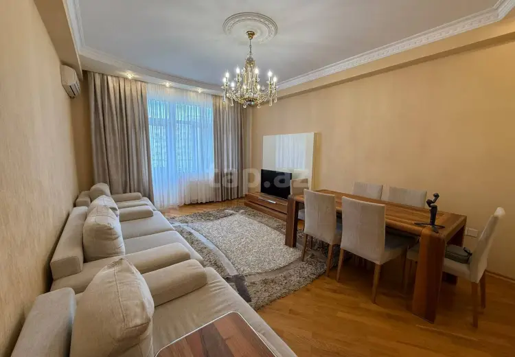 3 otaqlı mənzil , Bakı