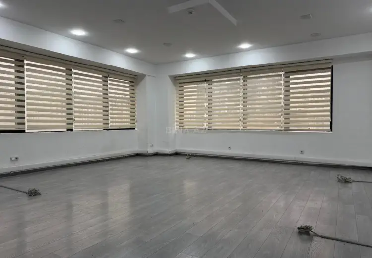250 m² Obyekt / Ofis Kirayə (aylıq), Nərimanov, Bakı