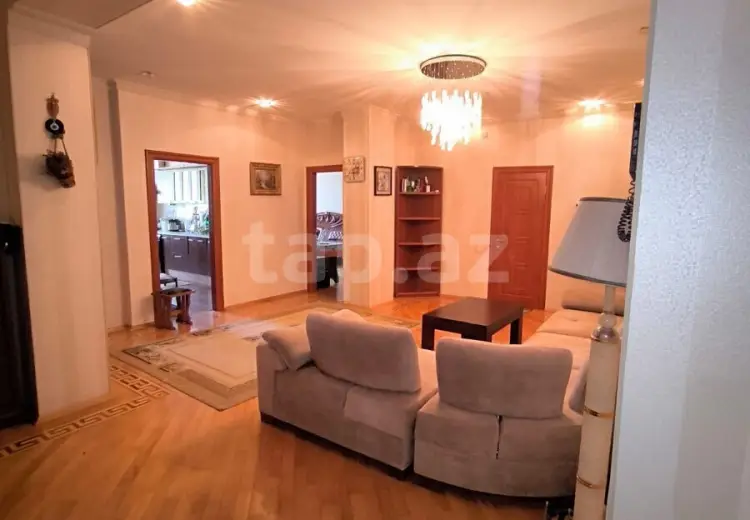 3 otaqlı mənzil , Bakı