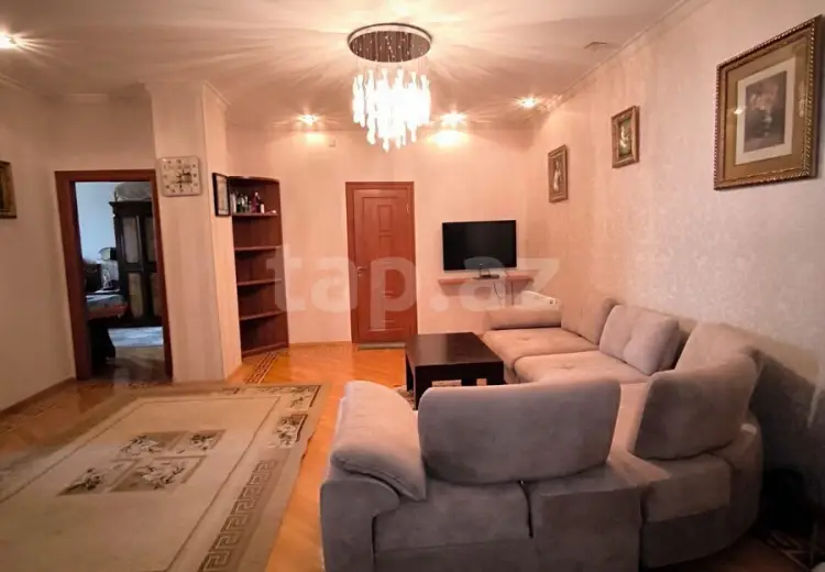 3 otaqlı mənzil , Bakı