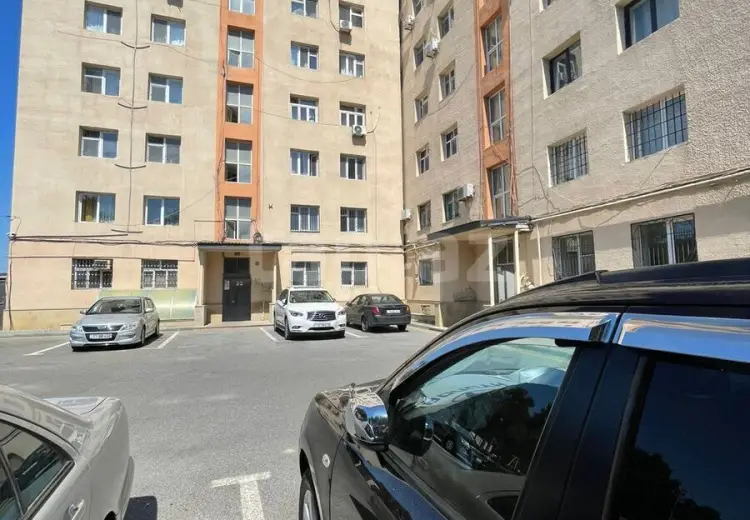 3 otaqlı mənzil , Bakı