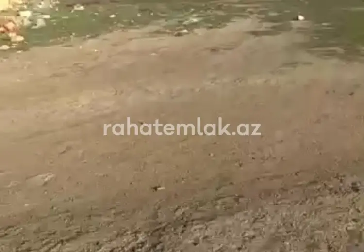 0 sot Torpaq Satılır, Bakı