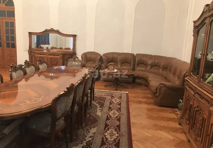 3 otaqlı mənzil , Badamdar qəs., Səbail, Bakı