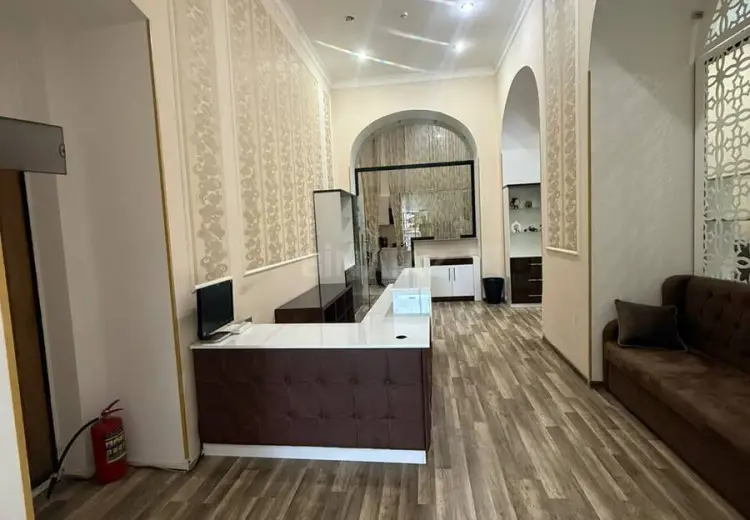 135 m² Obyekt / Ofis Kirayə (aylıq), Səbail, Bakı