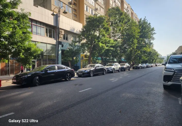 200 m² Obyekt / Ofis Satılır, Bayıl qəs., Səbail, Bakı