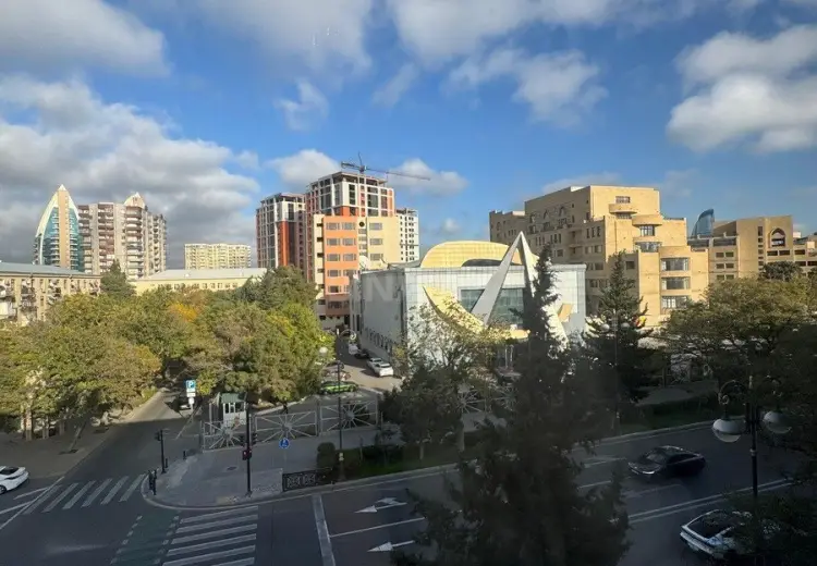 4 otaqlı mənzil Satılır, Yasamal, Bakı